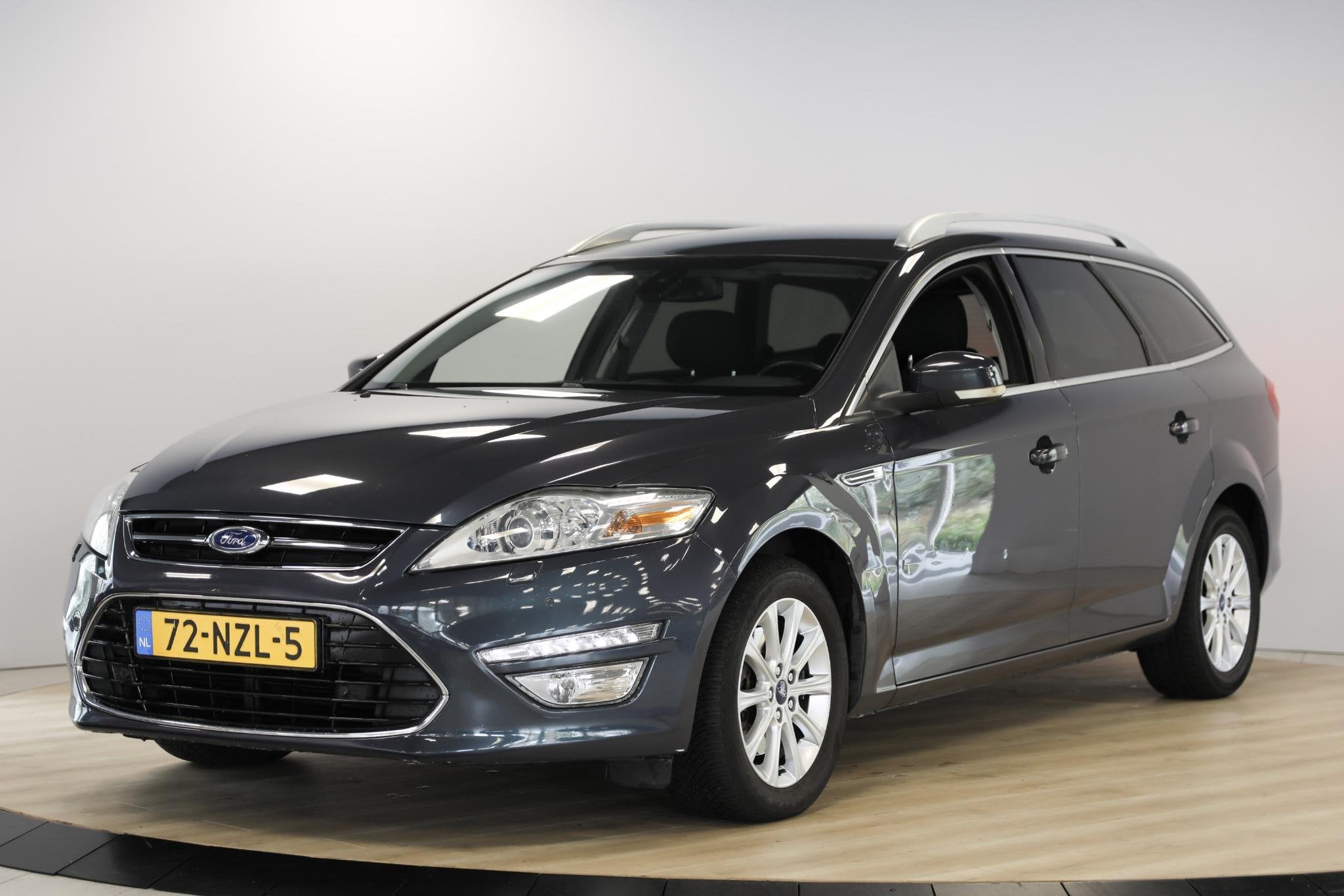 Ford Mondeo Wagon 2.0 EcoBoost Titanium LEES TEKST | HANDEL/, Auto's, Euro 5, Stof, 4 cilinders, Mondeo