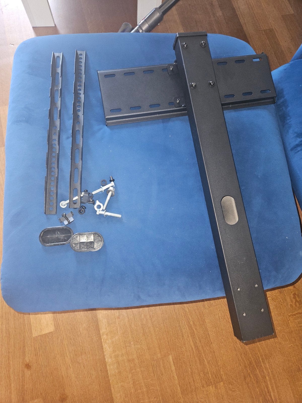 Mobile tv stand, Ophalen of Verzenden, Zo goed als nieuw