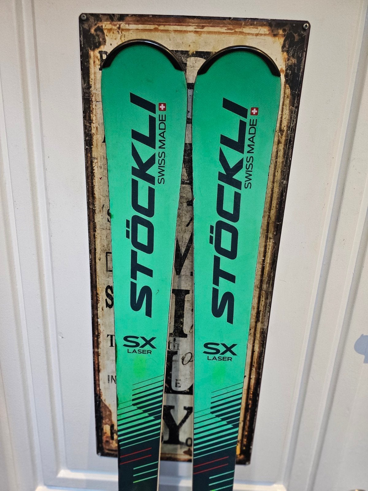 181cm STOCKLI LASER SX VOOR KENNERS