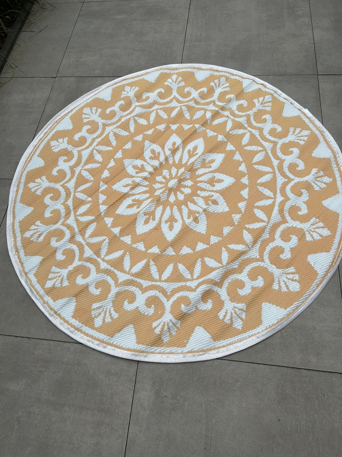 Buitenkleed 150 cm rond geel oranje, Ophalen, 100 tot 150 cm, Nieuw, Oranje