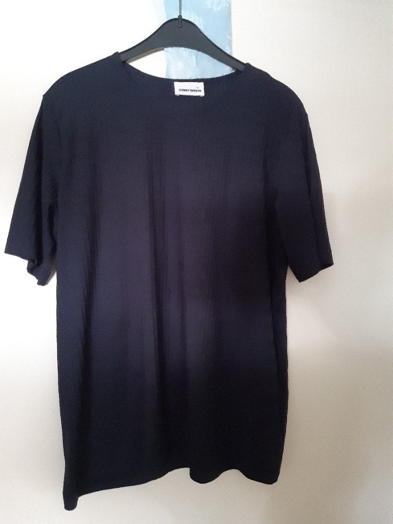 Mooi t shirt van Gerry Weber, donkerblauw maat 42, Ophalen, Blauw, Maat 42/44 (L), Zo goed als nieuw