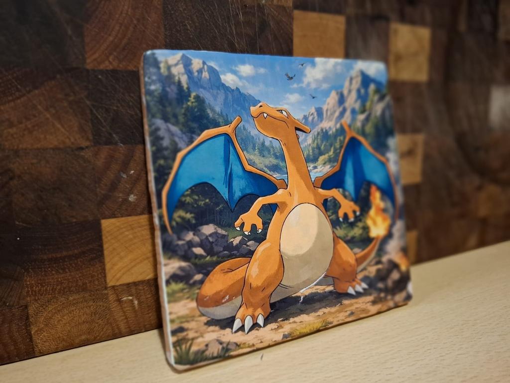 charizard pokemon, Antiek en Kunst, Antiek | Wandborden en Tegels, Ophalen of Verzenden