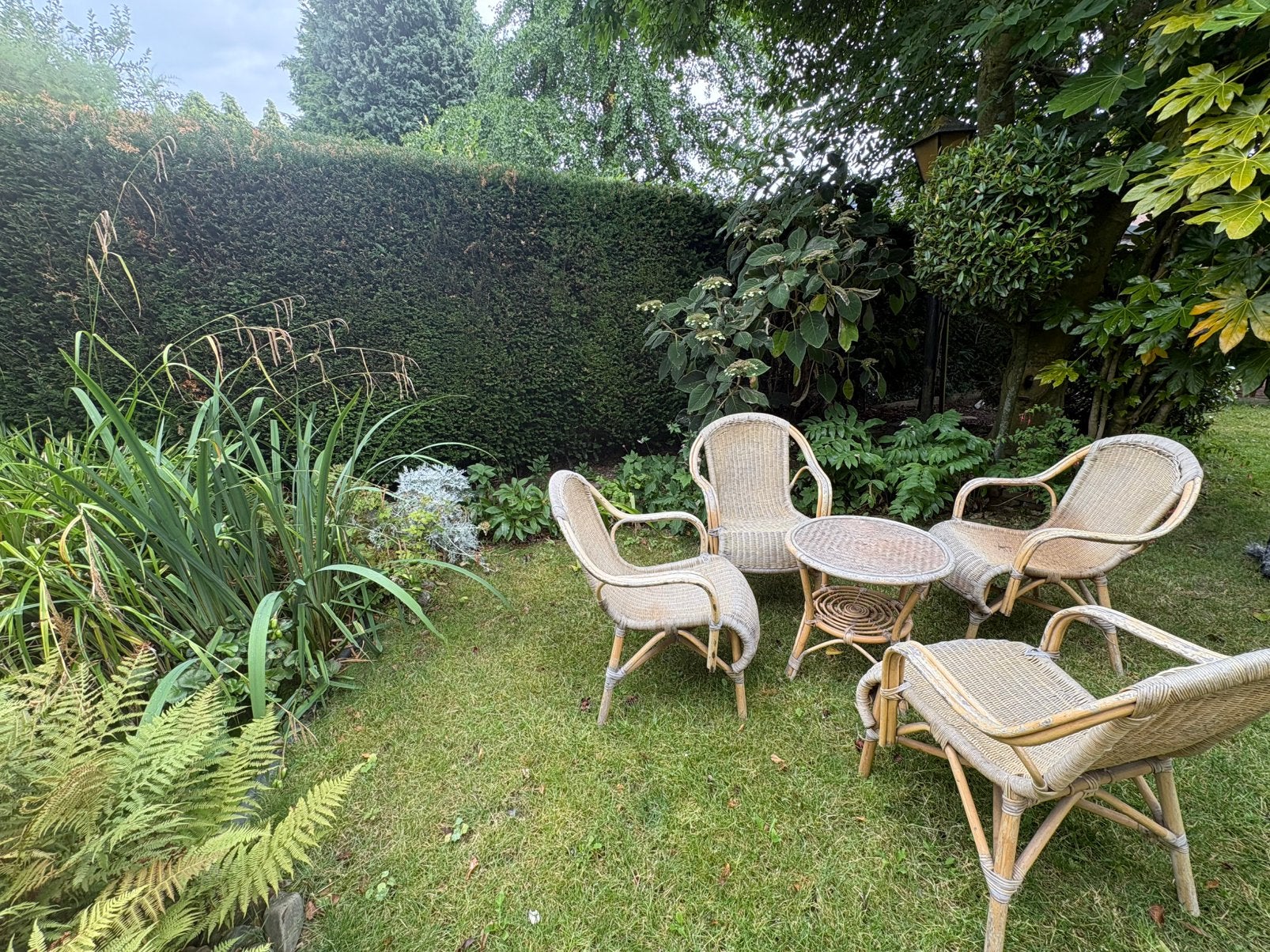 Gratis: rotan tuinset, Tuin en Terras, Tuinsets en Loungesets, Ophalen, 4 zitplaatsen, Gebruikt, Rotan