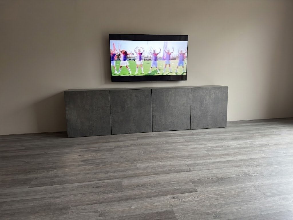 Modern TV-meubel/dressoir - Grijs betonlook, Overige materialen, Gebruikt, Ophalen of Verzenden, 200 cm of meer