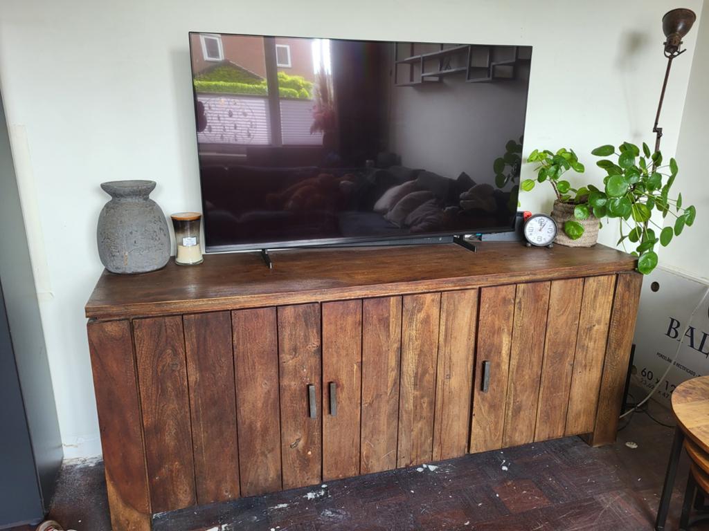 Acacia houten dressoir, Ophalen
