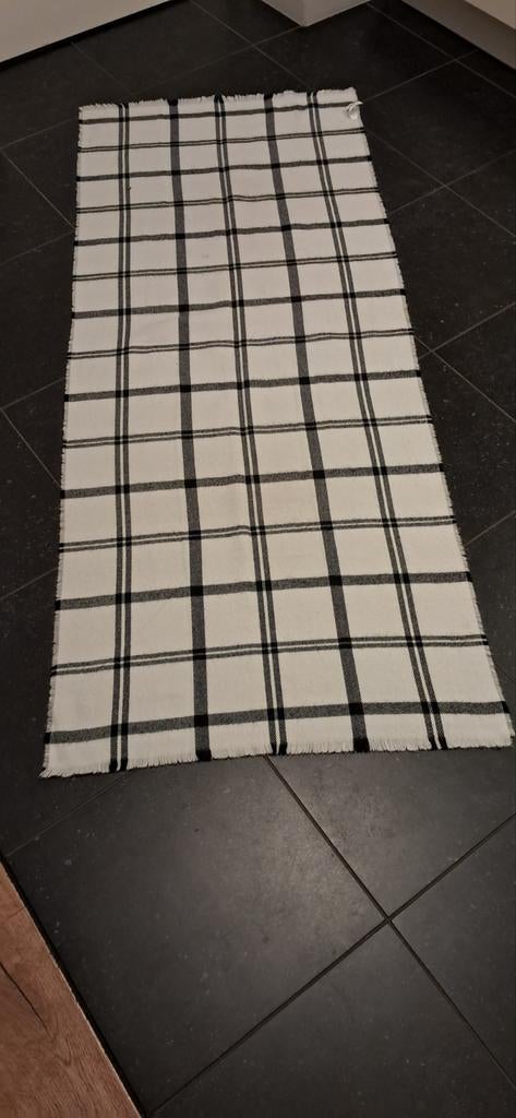 Heerlijke Warme Omslagdoek/Kleed Zwart-Wit Geruit, Huis en Inrichting, Woonaccessoires | Plaids en Woondekens, Ophalen of Verzenden