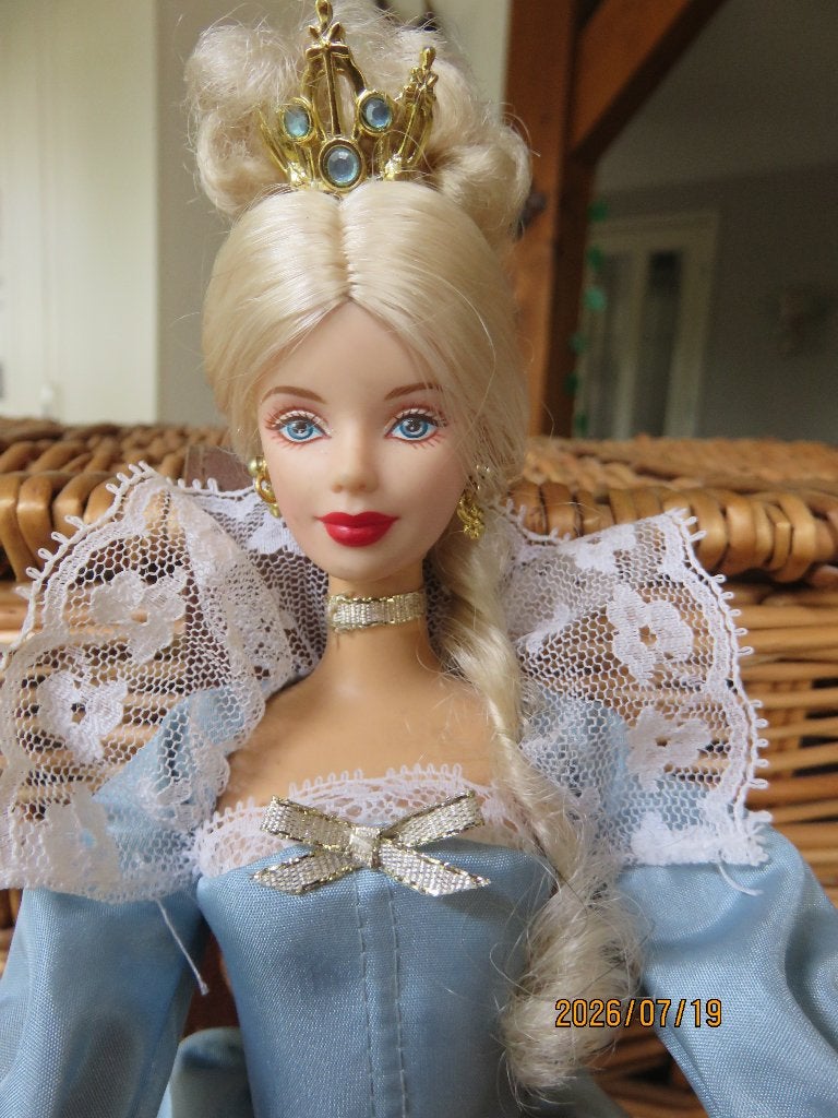 BARBIE DEENSE PRINSES ORIGINEEL, Verzamelen, Poppen, Verzenden, Nieuw, Pop