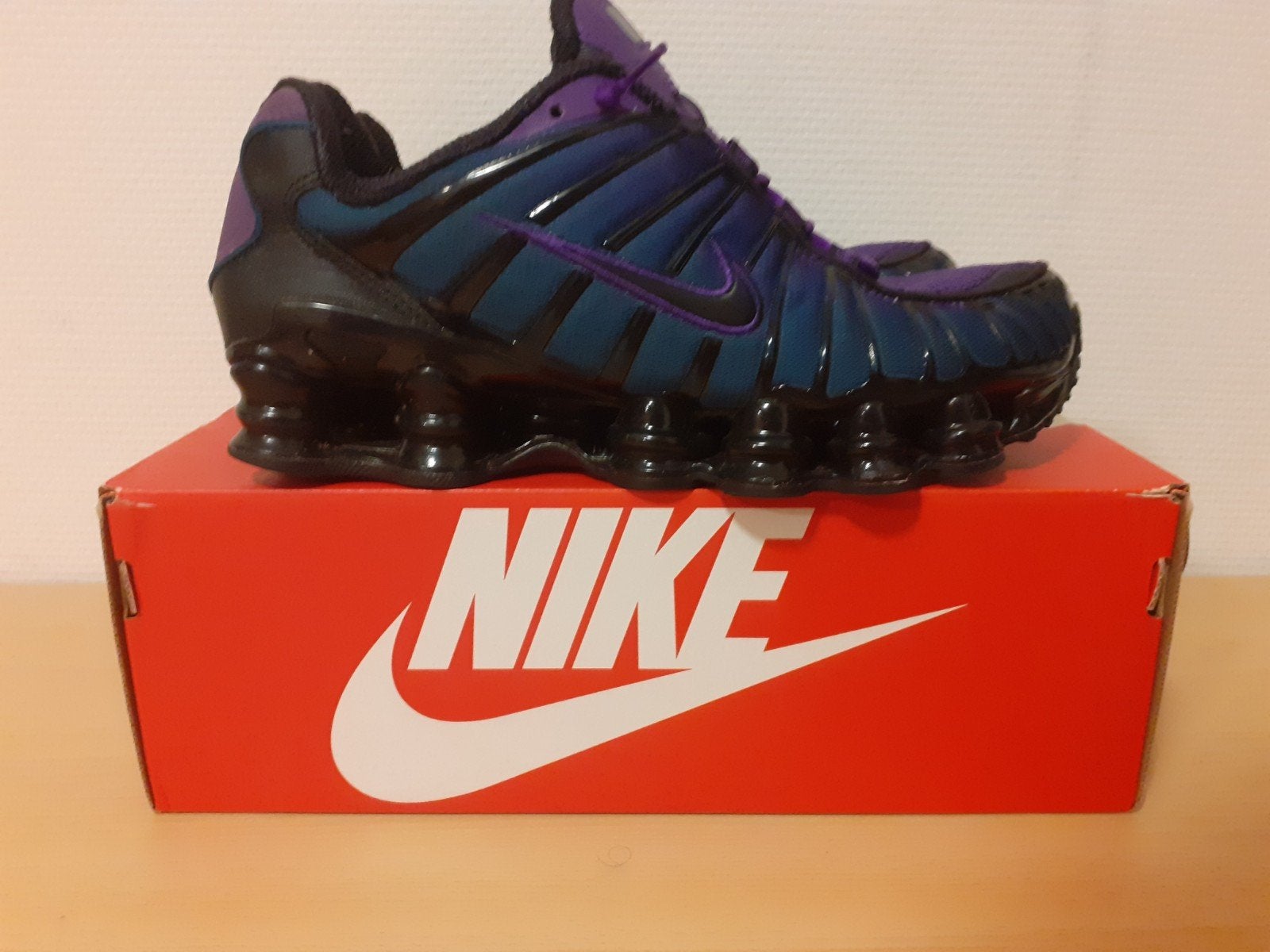Nike Shox Tl, Ophalen