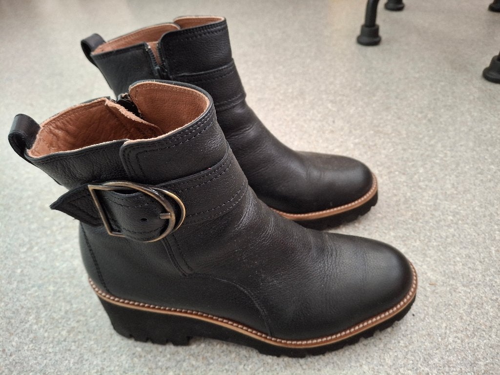 dames halfhoge laarzen, Kleding | Dames, Schoenen, Zwart, Lage of Enkellaarzen, Ophalen of Verzenden, Zo goed als nieuw