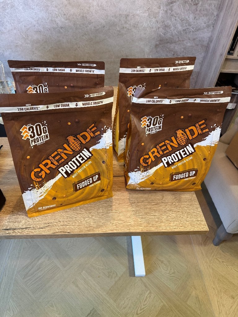 Grenade Protein (2000g) caramel - Eiwitten - Wei-eiwit, Sport en Fitness, Ophalen of Verzenden, Nieuw, Benen, Overige typen