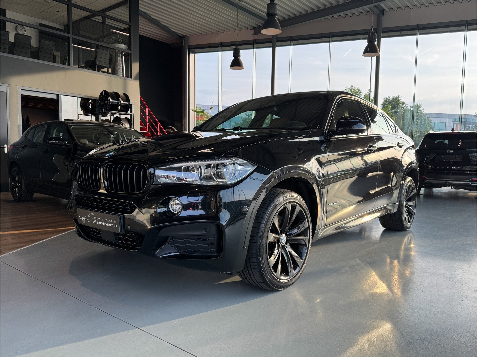 BMW X6 xDrive40d High Exe M-Sport 20" trekh. B&O verw. voor-, Auto's, BMW, Automaat, Gebruikt, Euro 6, 2993 cc