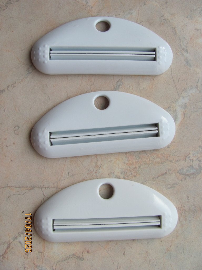 NIEUWSTAAT 3 x TUBEMASTER uitknijpen TUBEKNIJPER ergonomie, Ophalen of Verzenden, Nieuw