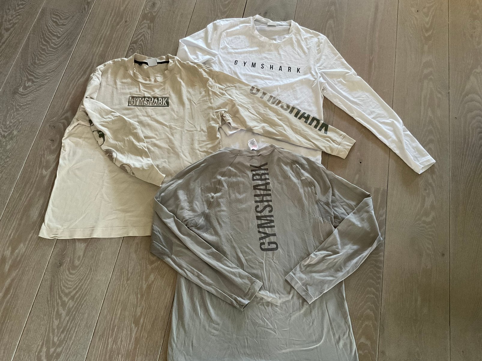 Gymshark Sportkleding Sweater/Longsleeve 3 Voor €25,-, Ophalen, Zo goed als nieuw, Beige, Fitness