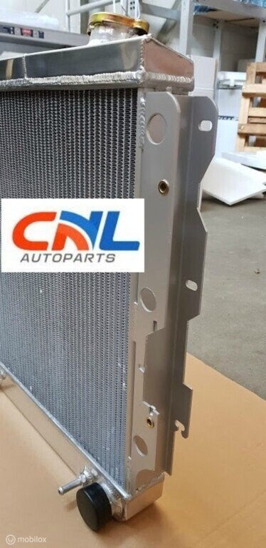 Radiator 87-06 Jeep Wrangler YJ TJ Chevy V8, Auto-onderdelen, Nieuw, Ophalen of Verzenden