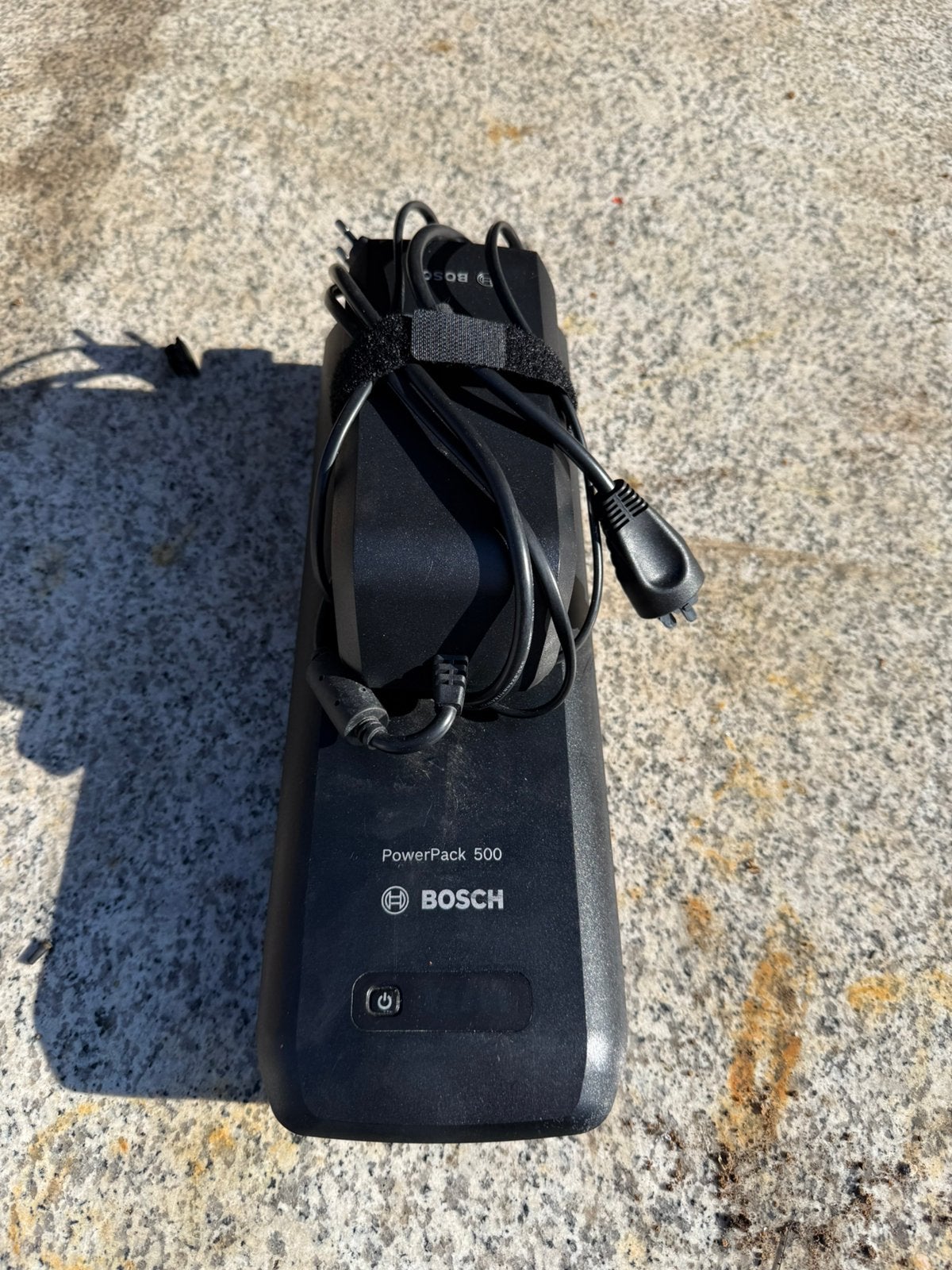 zeer nette bosch accu power pack 500 met oplader, Ophalen of Verzenden, Zo goed als nieuw