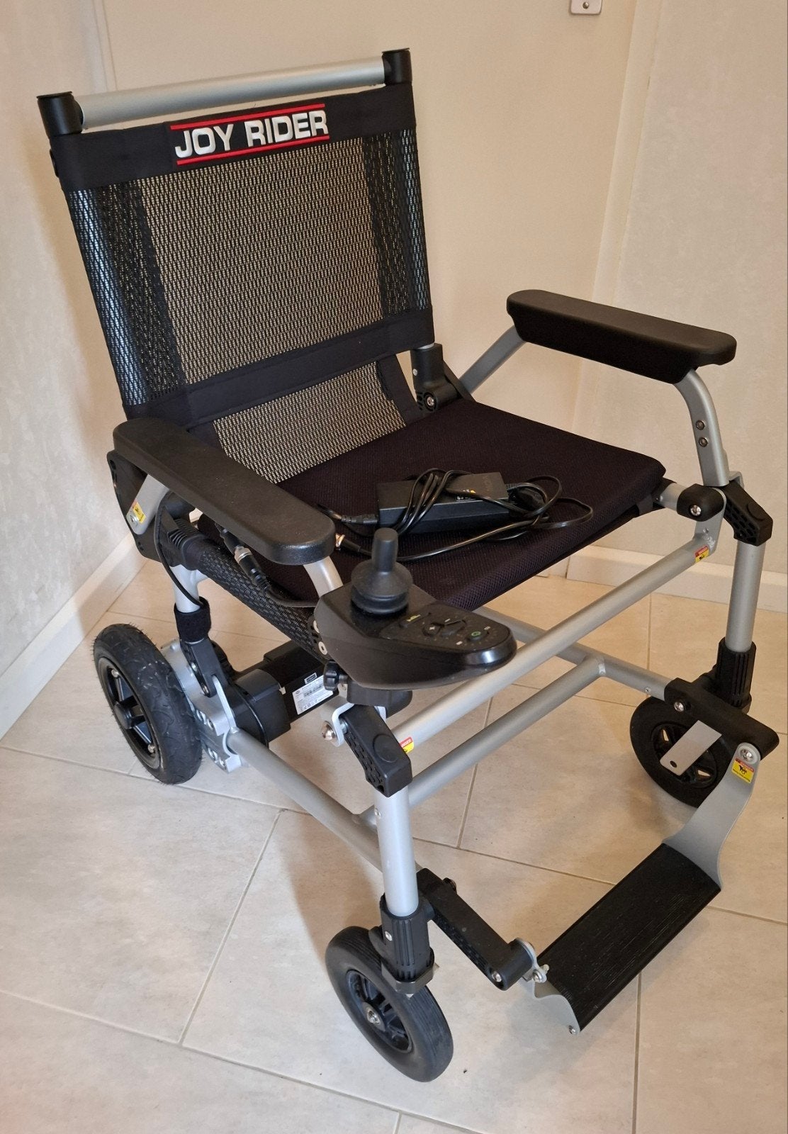 Joyrider elektrische rolstoel lichtgewicht en inklapbaar, Diversen, Rolstoelen, Ophalen, Inklapbaar, Zo goed als nieuw, Elektrische rolstoel