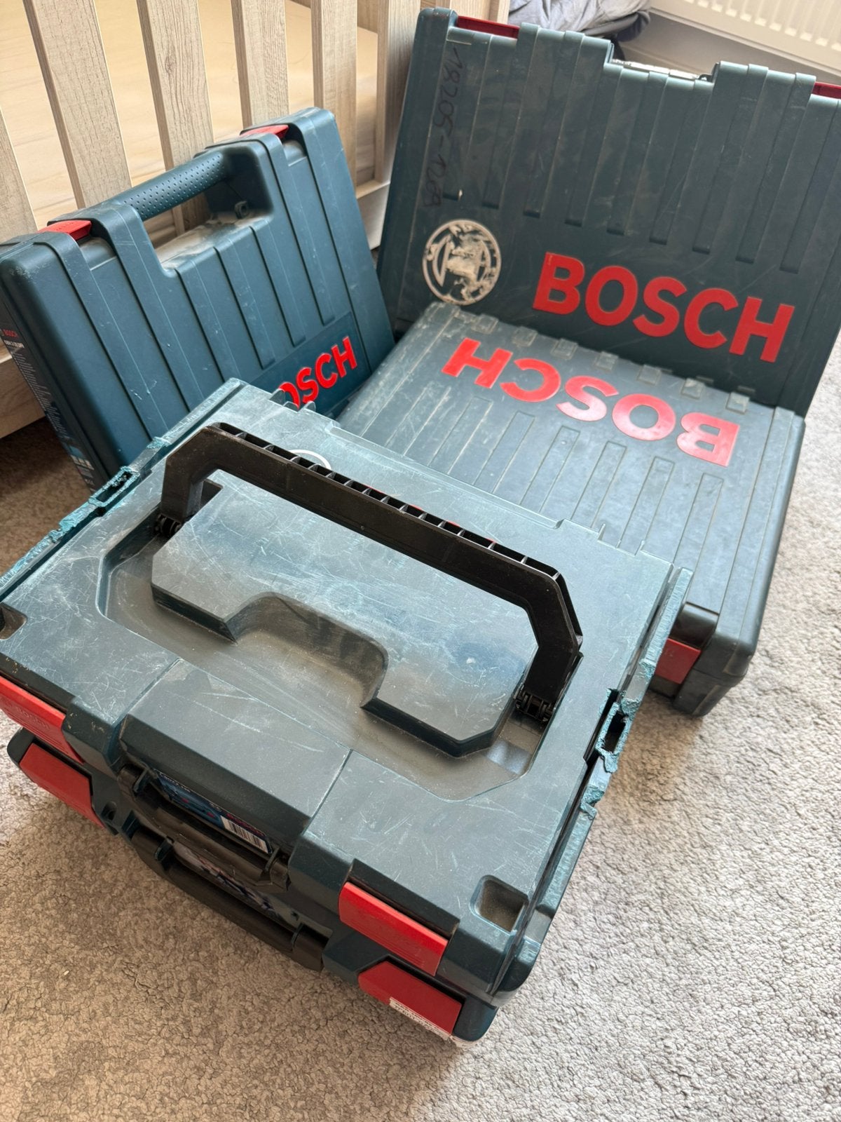 5 gereedschapskoffers / opbergkoffers Bosch, Doe-het-zelf en Verbouw, Ophalen, Gebruikt