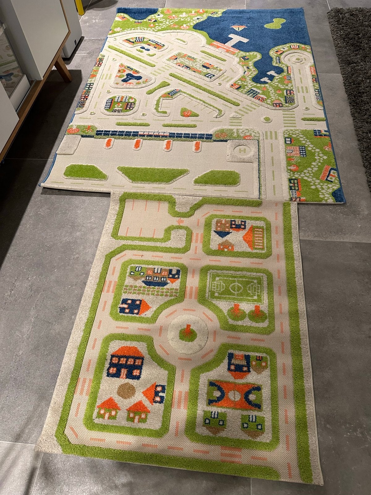 IVI Speelkleed Stadsleven & Dorpsleven (2 stuks), Verzenden, Zo goed als nieuw