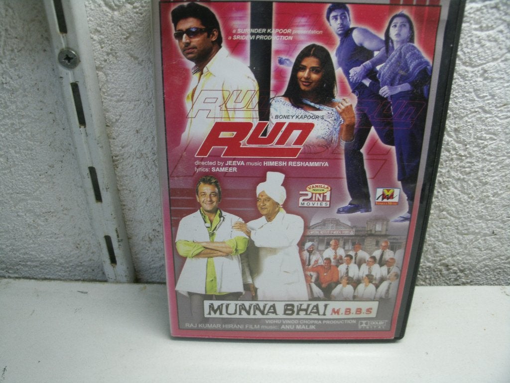dvd 11b run munna bhai, Alle leeftijden, Ophalen of Verzenden, Zo goed als nieuw