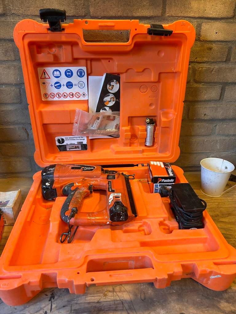 Paslode IM65 F16 Lithium tacker, Ophalen of Verzenden, Gebruikt