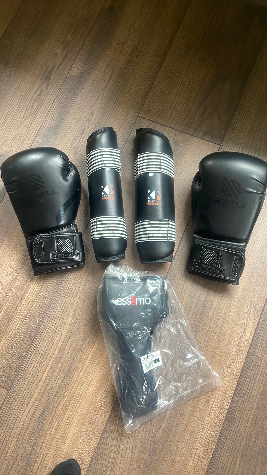 Krav maga set dames L, Ophalen of Verzenden, Zo goed als nieuw, Bokshandschoenen
