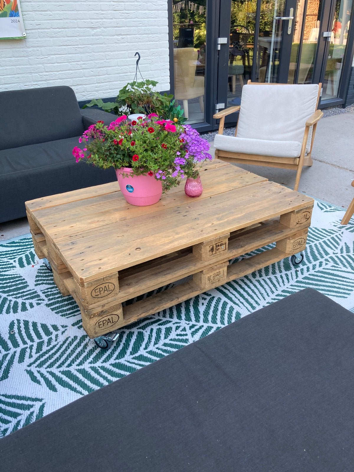 Pallettafel/salontafel, Ophalen, Zo goed als nieuw, Hout