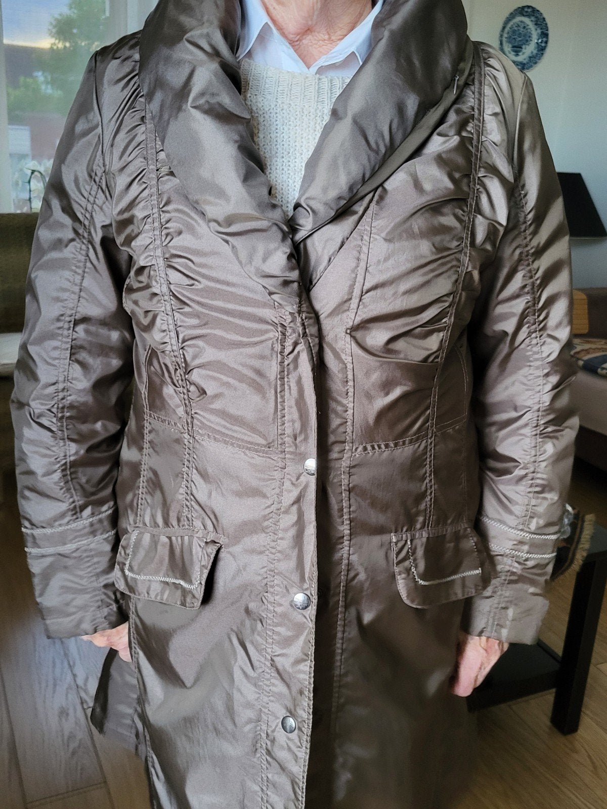LIV Essentials zomer  Jas Maat 44, Bruin, Maat 46/48 (XL) of groter, Ophalen of Verzenden, Zo goed als nieuw