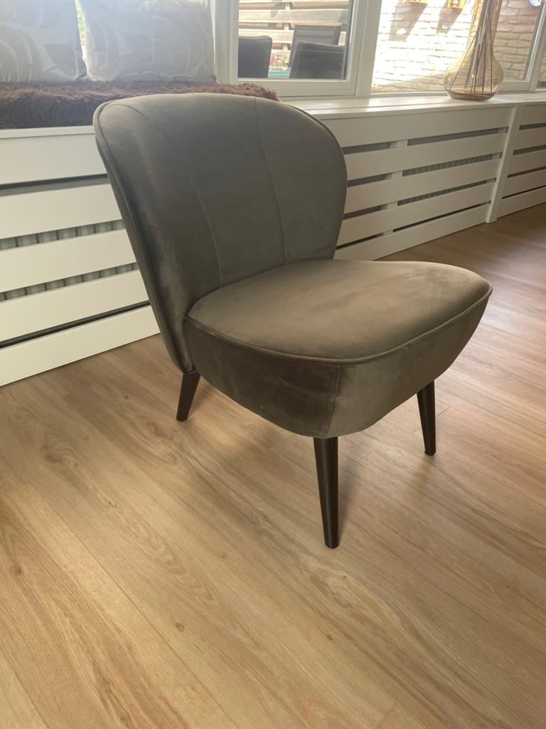 Woood Sara fauteuil velvet warm groen, Huis en Inrichting, Fauteuils, Ophalen, Zo goed als nieuw, 75 tot 100 cm, 50 tot 75 cm