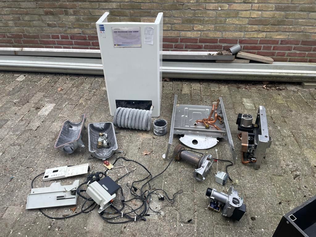 Ketel onderdelen nefit smartline basic, Doe-het-zelf en Verbouw, Geisers en Boilers, Minder dan 20 liter, Ophalen, Gebruikt, Onderdeel