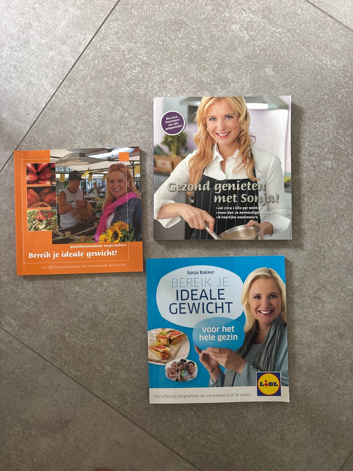 Sonja Bakker Dieetboeken: Bereik je ideale gewicht, Hoofdgerechten, Gezond koken, Overige gebieden, Ophalen