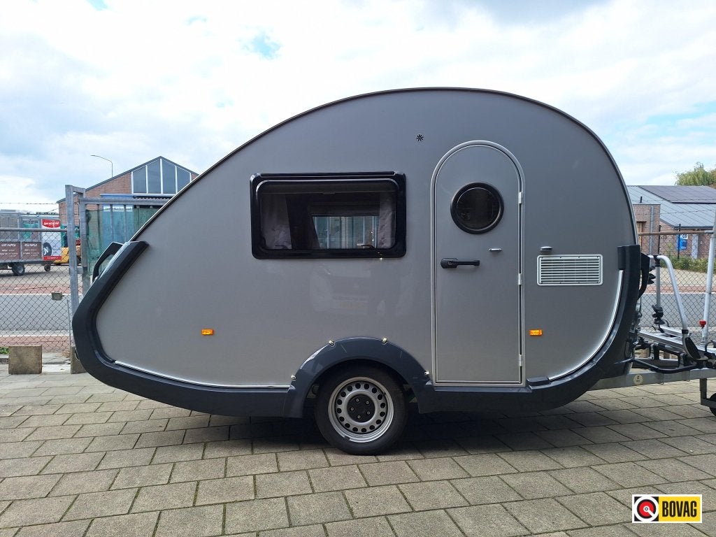 T@B Basic 320 MET LUIFEL EN FIETSDRAGER, Caravans en Kamperen, Overige typen, Rondzit, Tot en met 2, Bedrijf