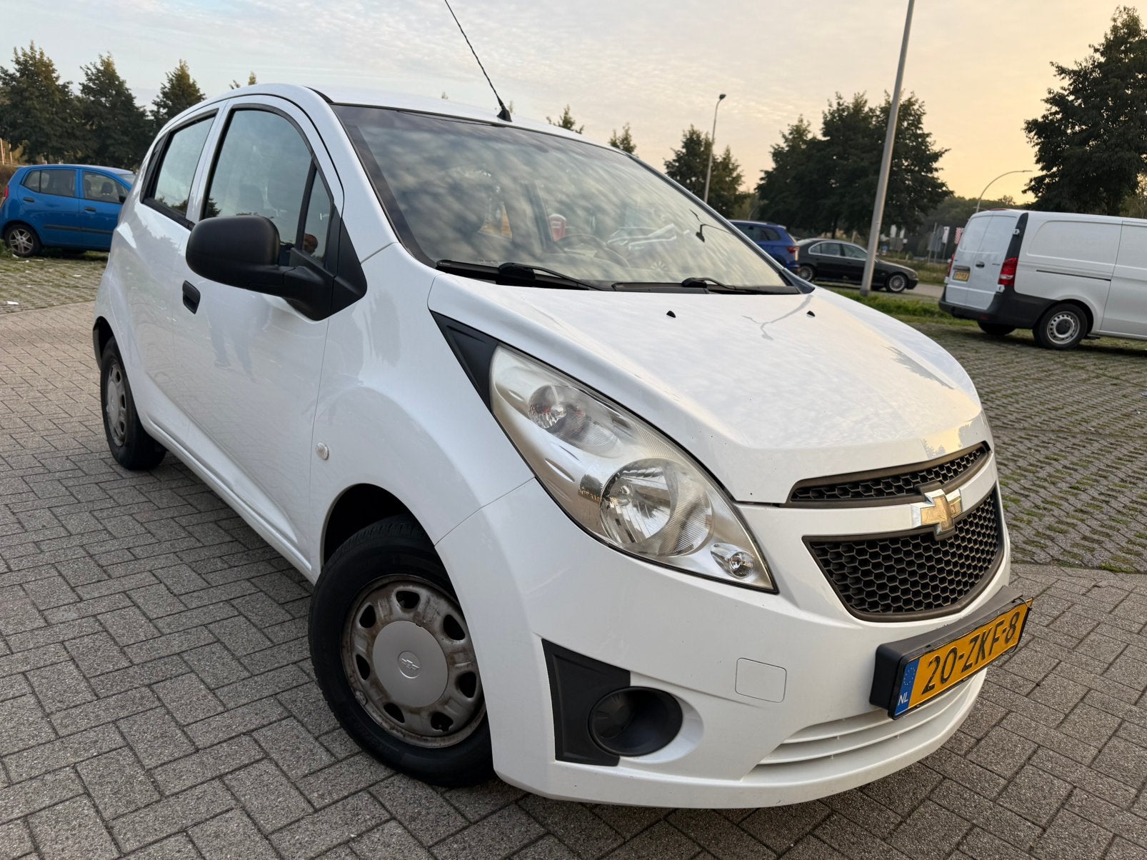 Chevrolet Spark 1.0 Bifuel/LPG/APK OKT 2027/AIRCO/NAP, Auto's, Euro 5, 37 €/maand, 4 cilinders, Xenon verlichting