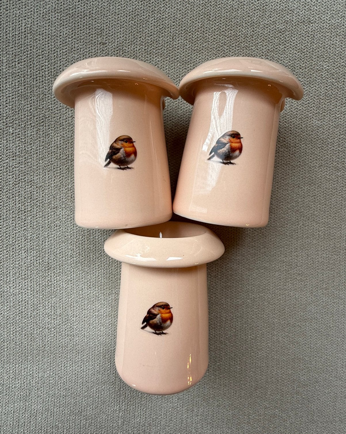 Nieuw 3 Hema eierdopjes zalmroze met roodborst, Ophalen of Verzenden, Nieuw, Overige stijlen