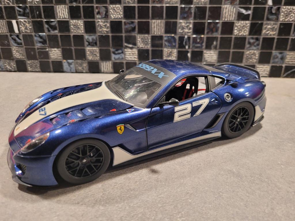 Ferrari 599xx 1:18, Hobby en Vrije tijd, Modelauto's | 1:18, Ophalen of Verzenden, Zo goed als nieuw, Hot Wheels