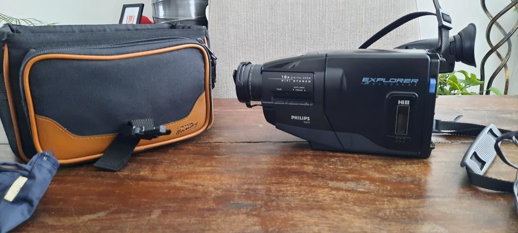 Philips Explorer Hi8 Camcorder met tas, Ophalen of Verzenden, Hi 8, Camera