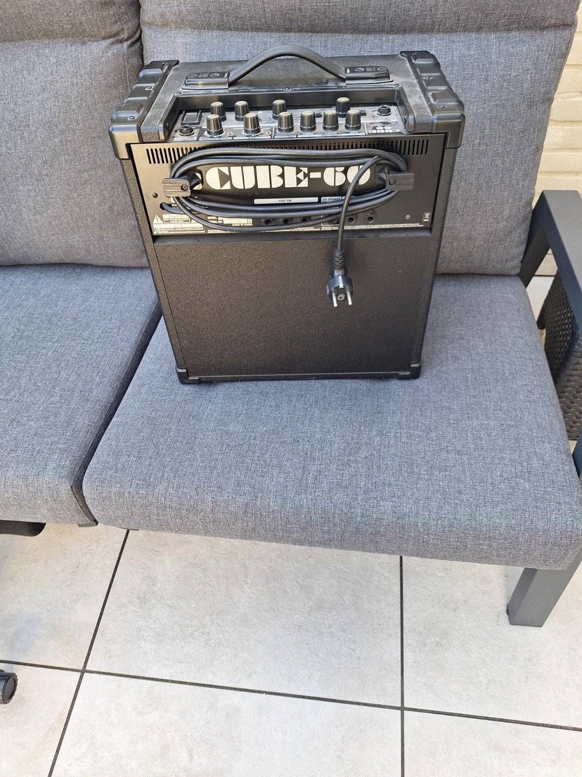 Roland Cube-60 Gitaarversterker - Compact en Krachtig, Ophalen of Verzenden, Gebruikt, Gitaar, 50 tot 100 watt