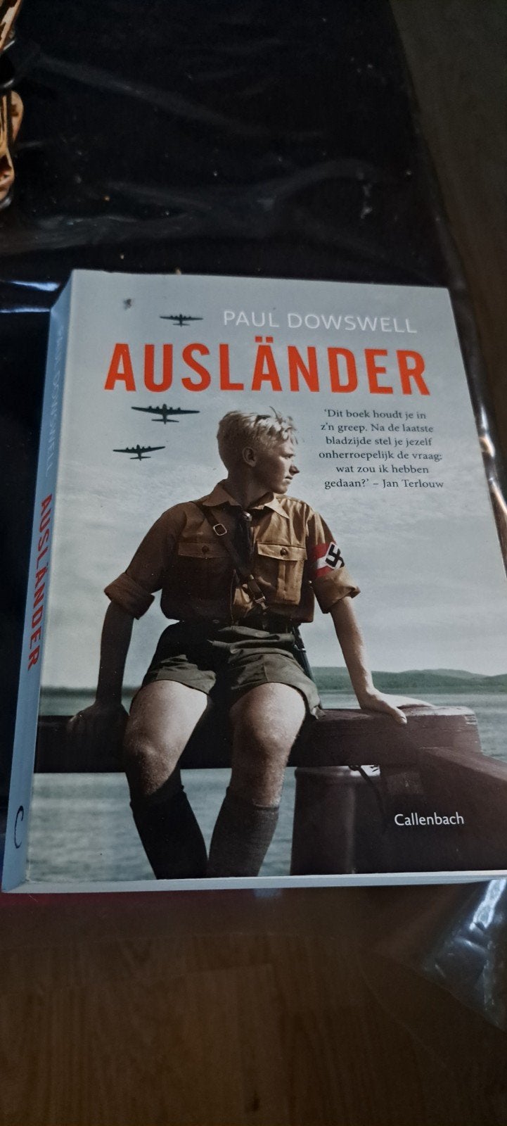 Ausländer - Paul Dowswell (Tweede Wereldoorlog), Ophalen of Verzenden