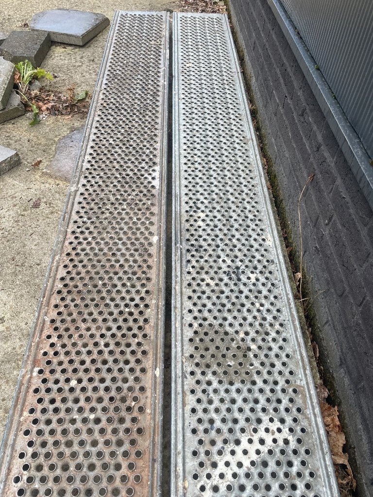 Steiger roosters profiel 2.50, Doe-het-zelf en Verbouw, Steigers, Ophalen, Gebruikt, Gevelsteiger, 2 tot 5 meter