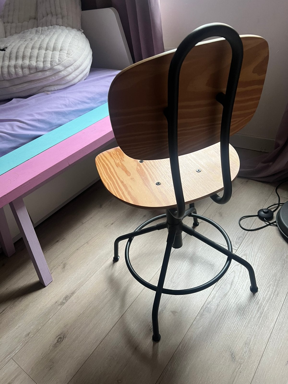 Houten bureaustoel ikea kullaberg, Ophalen, Zo goed als nieuw, Zwart