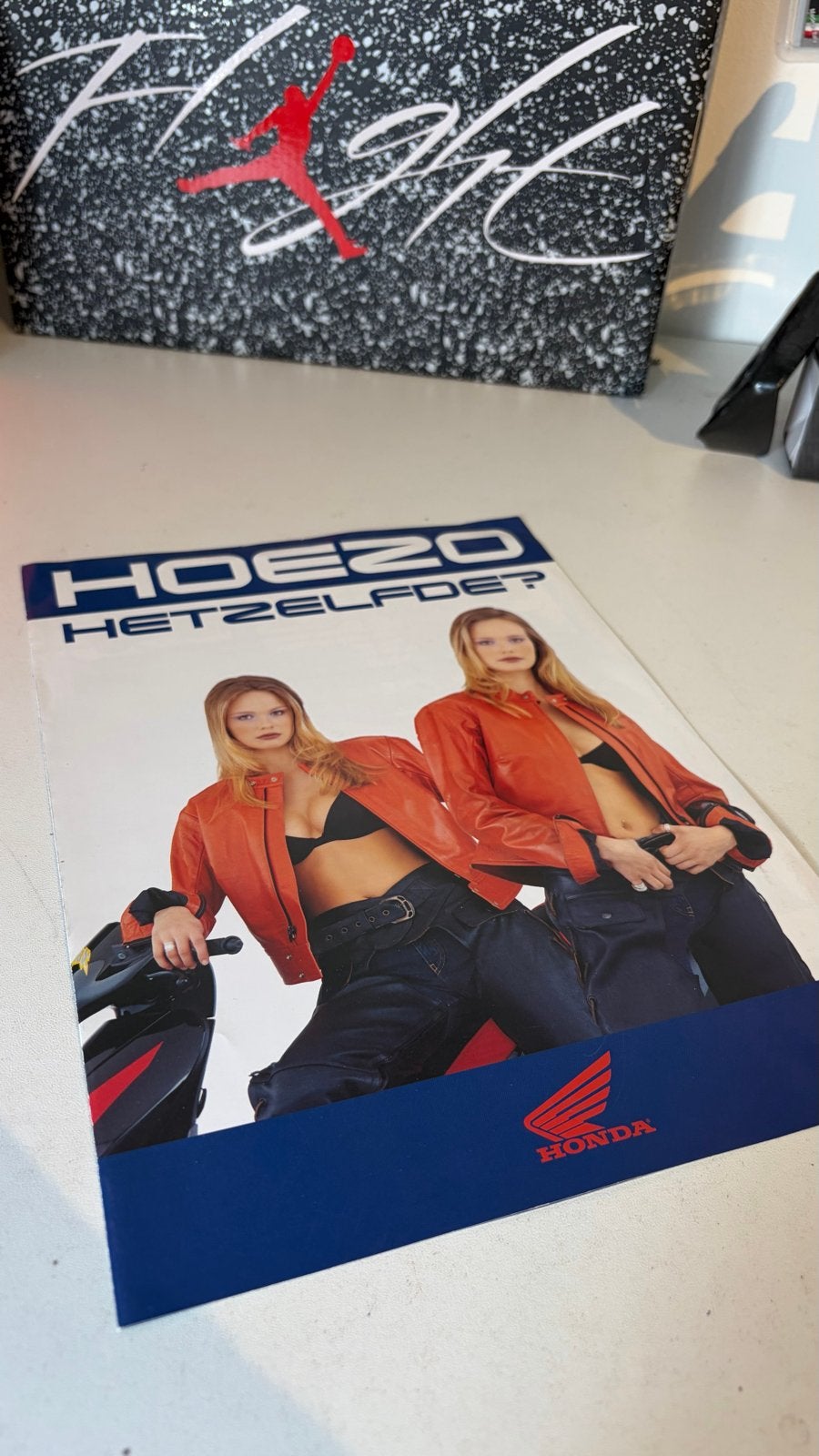 Honda Scooter Brochure: Hoezo Hetzelfde? X8R-S / X8R-X, Ophalen of Verzenden, Zo goed als nieuw