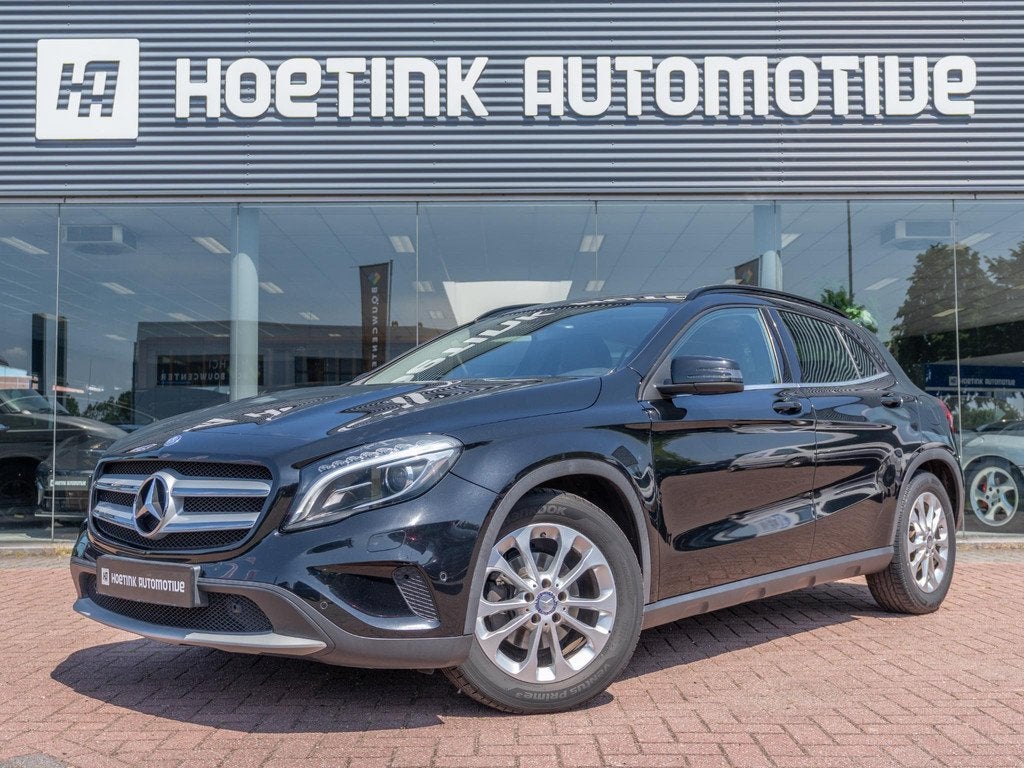 Mercedes-Benz GLA-klasse 200 Prestige | Elc trekhaak | Wide-, Auto's, Gebruikt, 715 kg, Zwart, Bedrijf