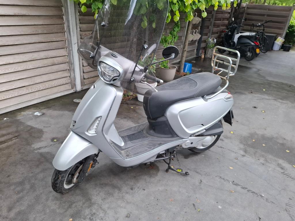 Scooter Kymco New Like ,zeer nette staat 2021, Ophalen, Zo goed als nieuw, Benzine, Fly