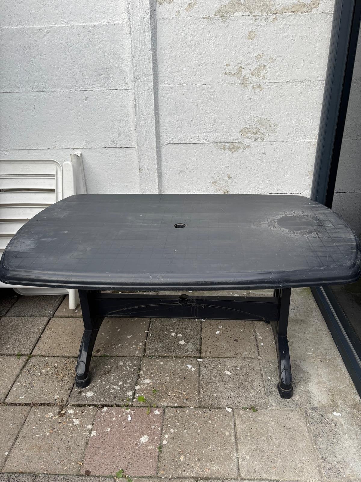 Zwarte kunststof tuintafel - Gebruikt, Ophalen of Verzenden, Gebruikt, Rechthoekig, Kunststof