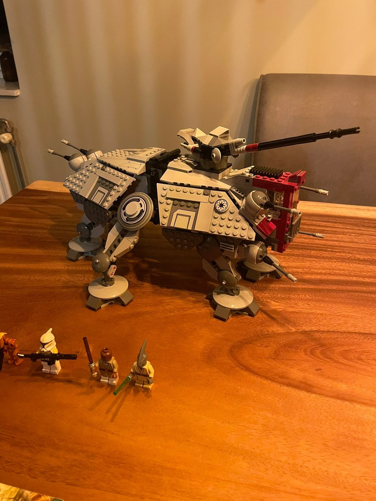 Lego star wars set 75019 AT-TE compleet met minifiguren, Star Wars, Lego, Ophalen of Verzenden, Zo goed als nieuw