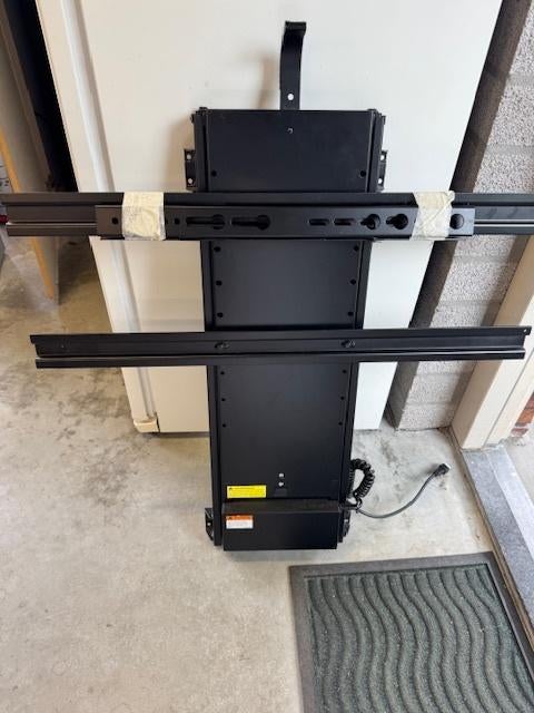 Tv Lift, Ophalen, Zwart, 100 tot 150 cm, Nieuw