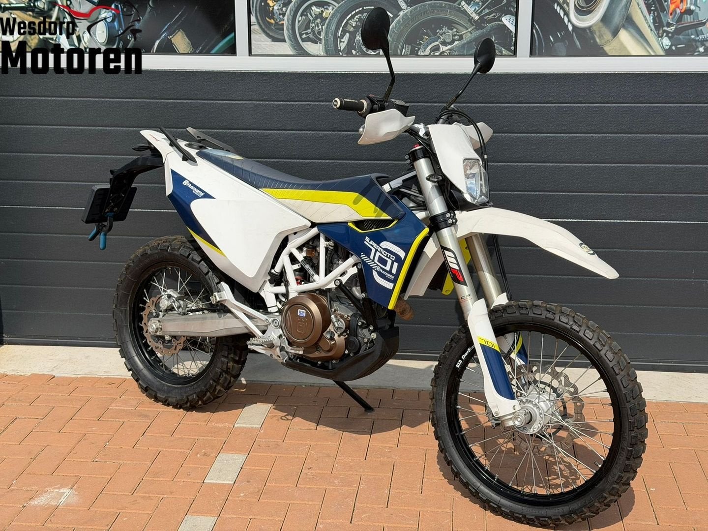 HUSQVARNA 701 ENDURO ABS Weinig KM Dealer Historie LeoVince, Motoren, Motoren | Husqvarna, Bedrijf, SuperMoto, meer dan 35 kW