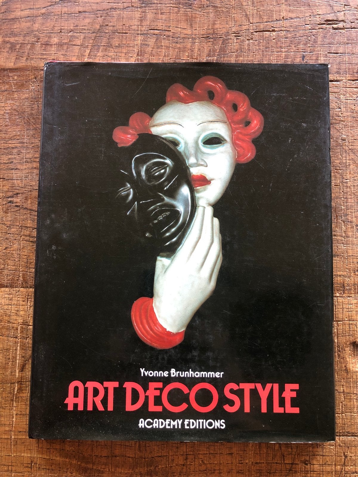 Art Deco Style - Yvonne Brunhammer (Engels), Boeken, Ophalen of Verzenden, Zo goed als nieuw, Overige onderwerpen