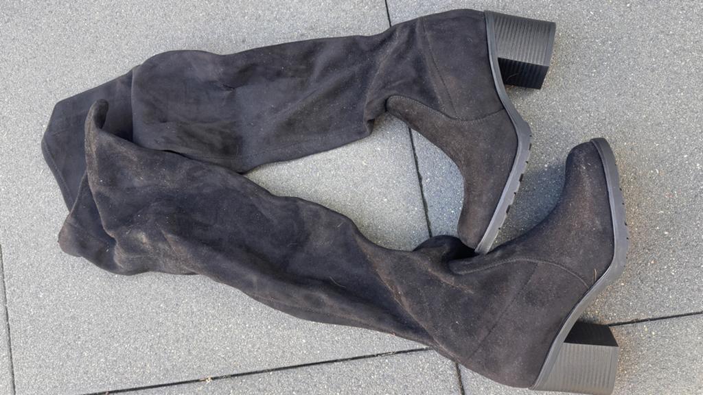 Zwarte suède overknee laarzen met blokhak, Kleding | Dames, Leggings, Maillots en Panty's, Ophalen, Zo goed als nieuw, Zwart, Legging