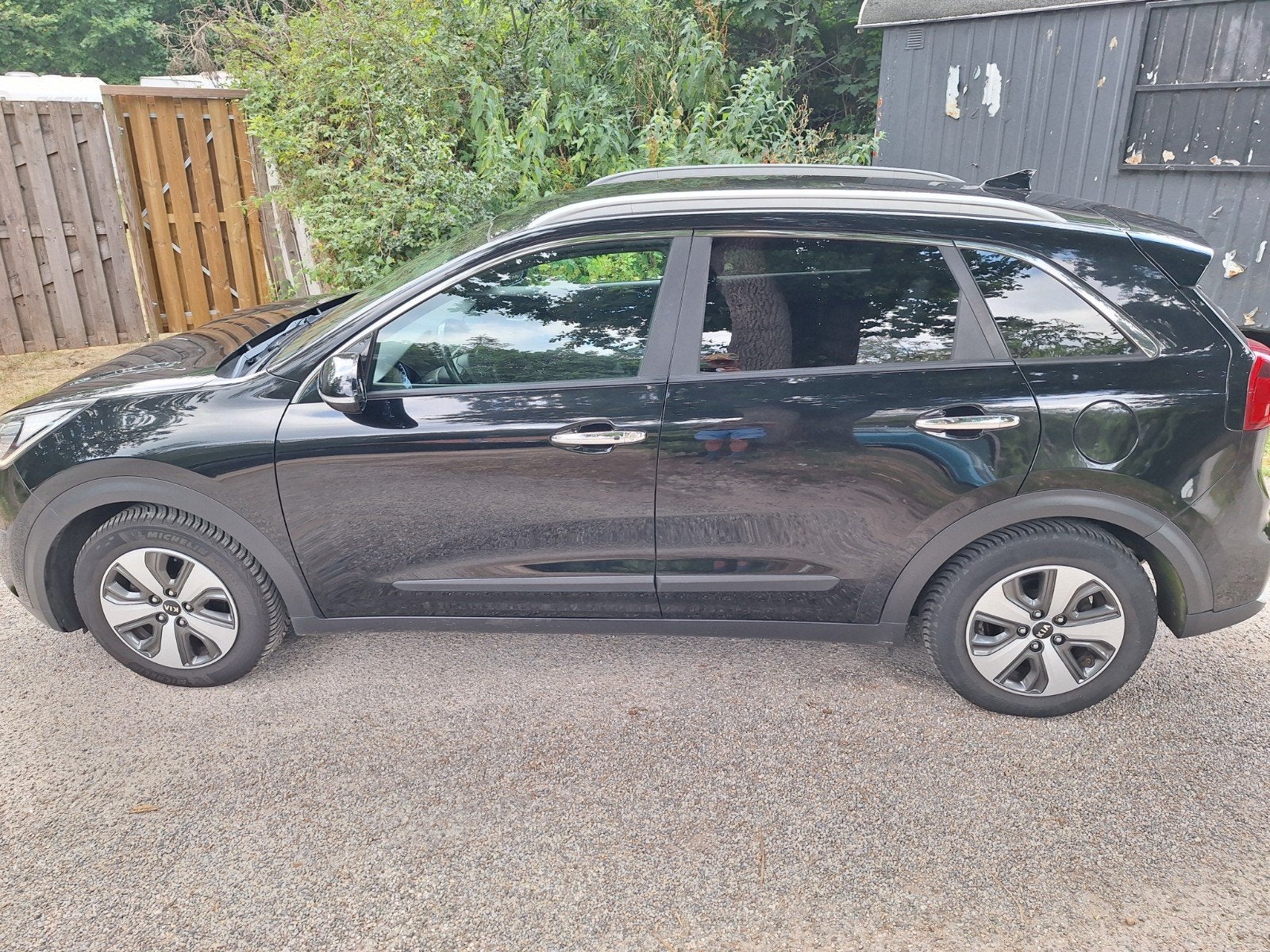 Mooie kia Niro 2017 van particulier, Automaat, Zwart, Overige kleuren, Leder