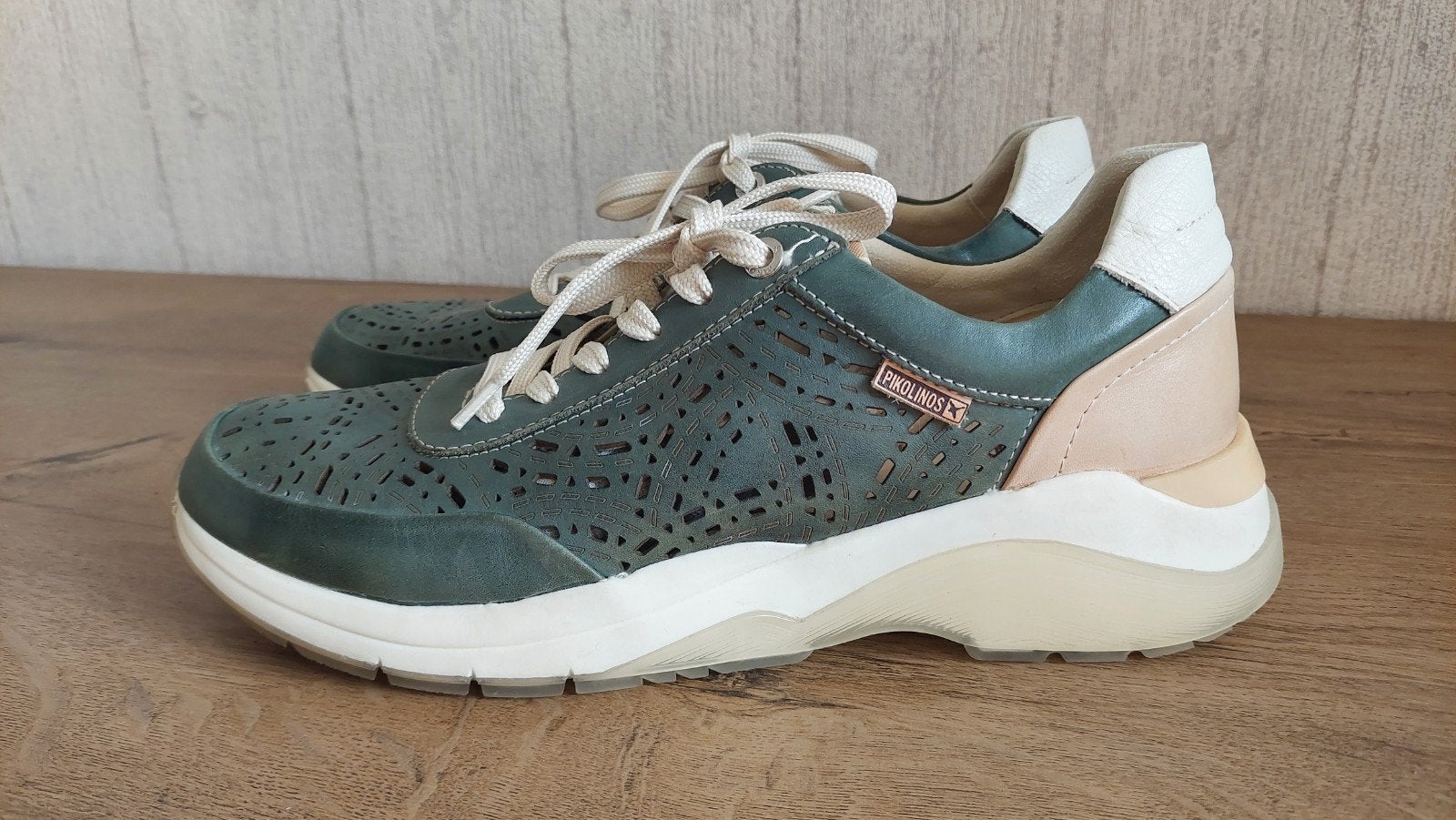 Z.g.a.n. PIKOLINOS sneakers mt 42, Blauw, Ophalen of Verzenden, Pikolinos, Sneakers of Gympen